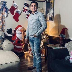 Meet your Posher, Luis